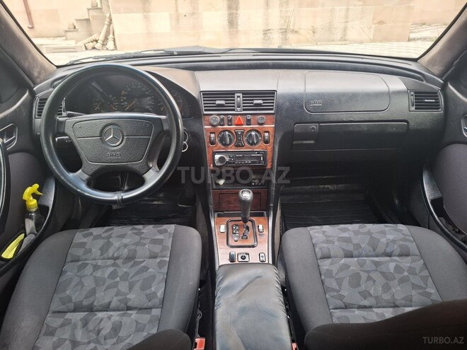 Mercedes C 220 d 2000, 327,700 km - 2.2 l - Sumqayıt