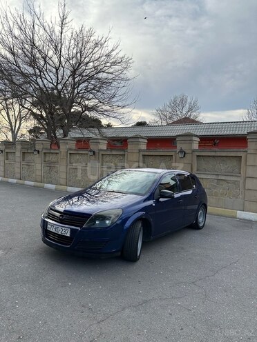 Opel Astra 2004, 238,000 km - 1.4 l - Bakı