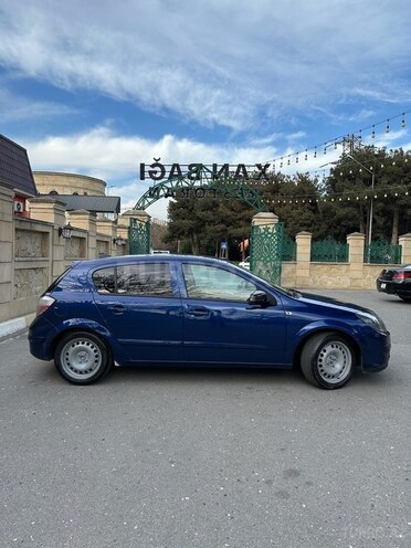 Opel Astra 2004, 238,000 km - 1.4 l - Bakı