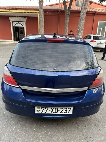 Opel Astra 2004, 238,000 km - 1.4 l - Bakı
