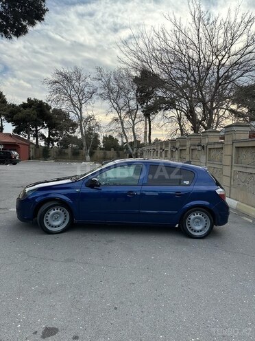 Opel Astra 2004, 238,000 km - 1.4 l - Bakı