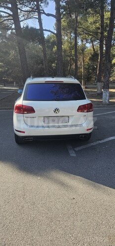 Volkswagen Touareg 2010, 233,500 km - 2.8 l - Sumqayıt
