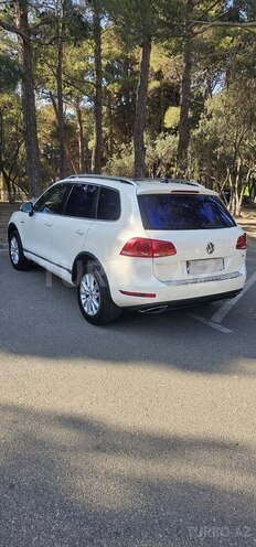 Volkswagen Touareg 2010, 233,500 km - 2.8 l - Sumqayıt
