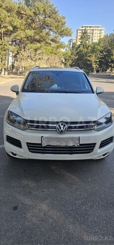 Volkswagen Touareg 2010, 233,500 km - 2.8 l - Sumqayıt