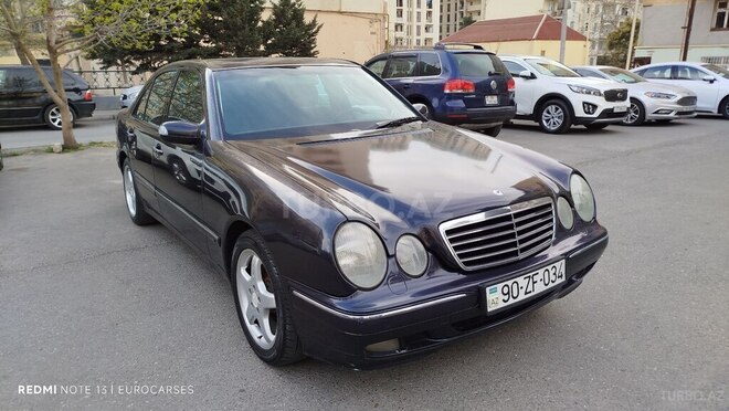 Mercedes E 240 1999, 264,000 km - 2.4 l - Bakı