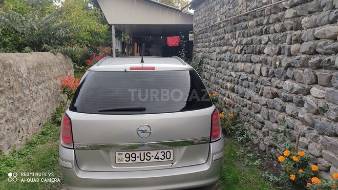 Opel Astra 2005, 330,000 km - 1.6 l - Zaqatala