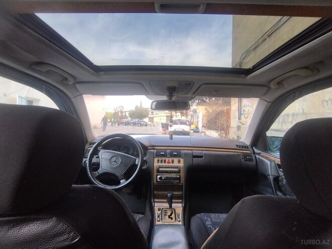 Mercedes E 280 1998, 449,074 km - 2.8 l - Bakı