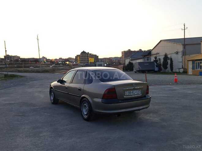 Opel Vectra 1996, 154,000 km - 2.0 l - Bakı