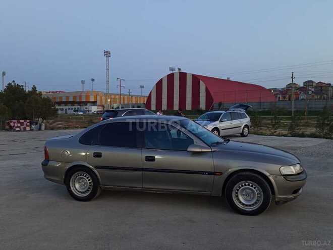 Opel Vectra 1996, 154,000 km - 2.0 l - Bakı