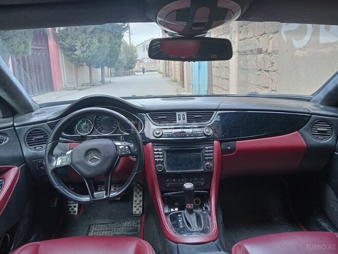 Mercedes  2005, 389,000 km - 5.0 l - Bakı