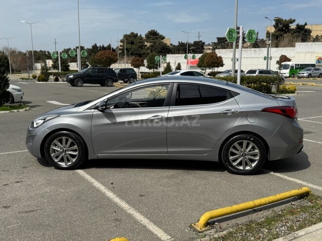 Hyundai Avante 2015, 90,000 km - 1.6 l - Bakı