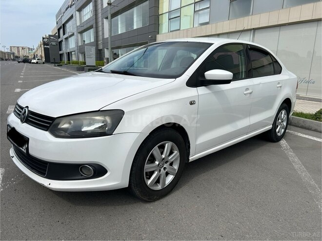 Volkswagen Polo 2012, 300,000 km - 1.6 l - Bakı