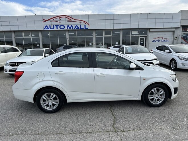 Chevrolet Aveo-4