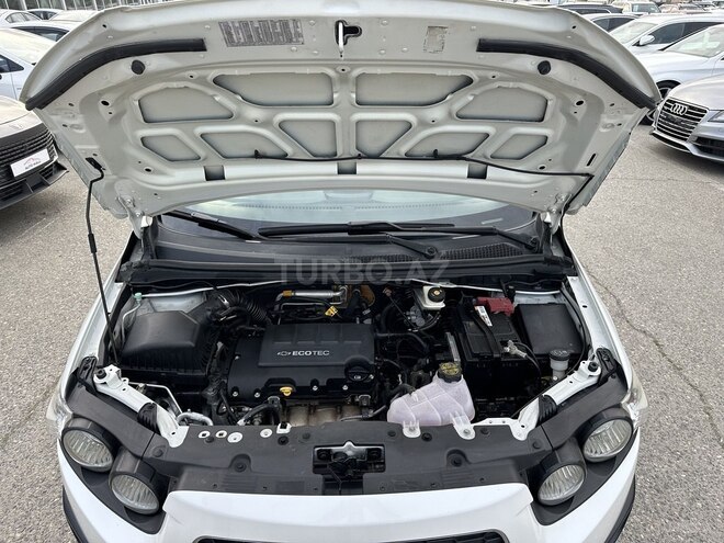 Chevrolet Aveo-18