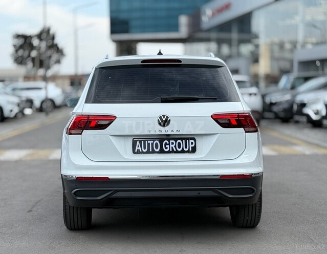 Volkswagen Tiguan-6