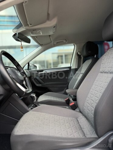Volkswagen Tiguan-13