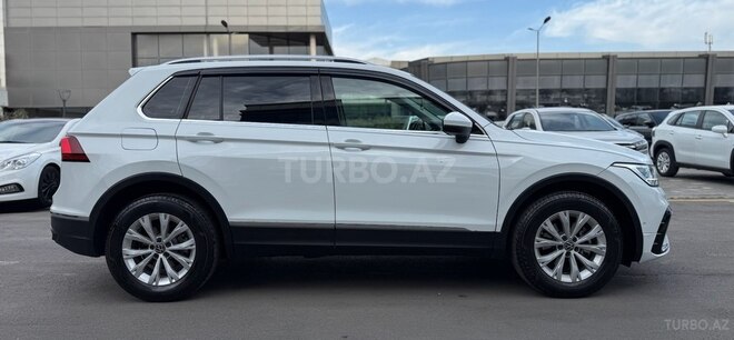 Volkswagen Tiguan-11