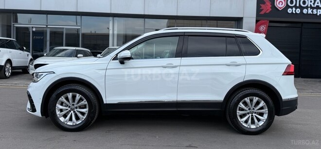 Volkswagen Tiguan-12
