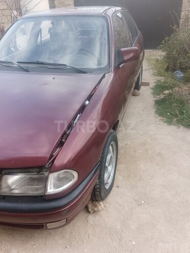 Opel Astra 1992, 499,000 km - 1.8 l - Bakı