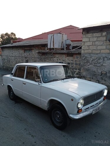 LADA (VAZ) 21011 1976, 95,000 km - 1.6 l - Qax