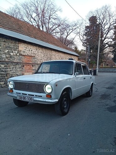 LADA (VAZ) 21011 1976, 95,000 km - 1.6 l - Qax
