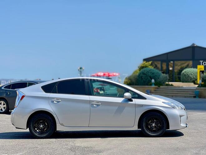 Toyota Prius 2014, 112,654 km - 1.8 л - Bakı