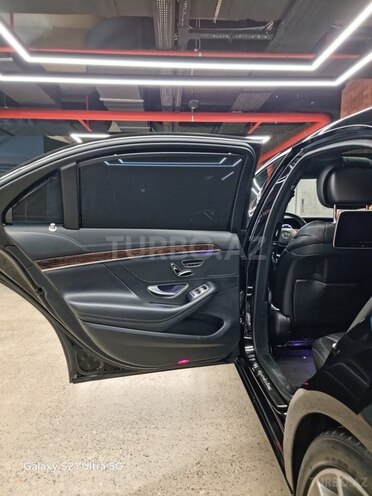 Mercedes S 400-11