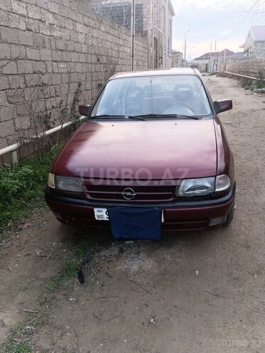 Opel Astra 1992, 499,000 km - 1.8 l - Bakı