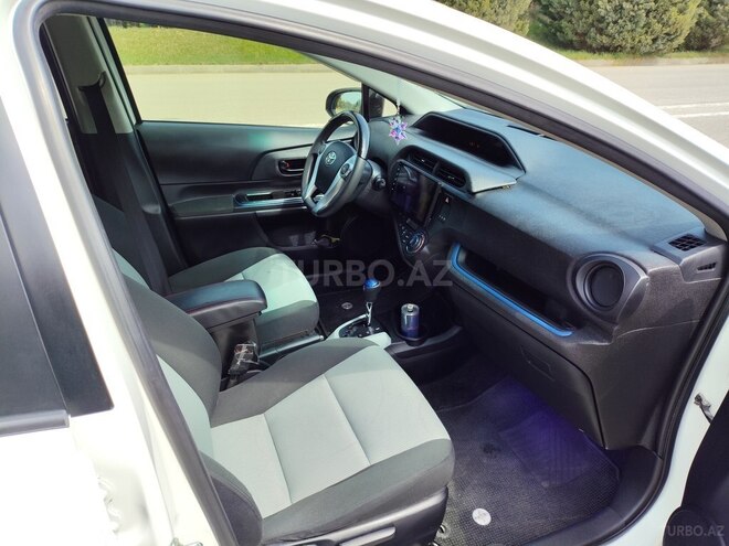 Toyota Aqua 2014, 130,000 km - 1.5 l - Bakı