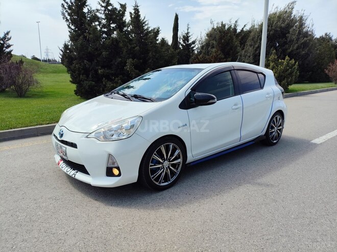 Toyota Aqua 2014, 130,000 km - 1.5 l - Bakı