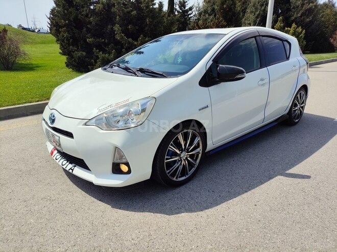 Toyota Aqua 2014, 130,000 km - 1.5 l - Bakı