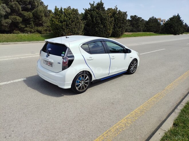 Toyota Aqua 2014, 130,000 km - 1.5 l - Bakı