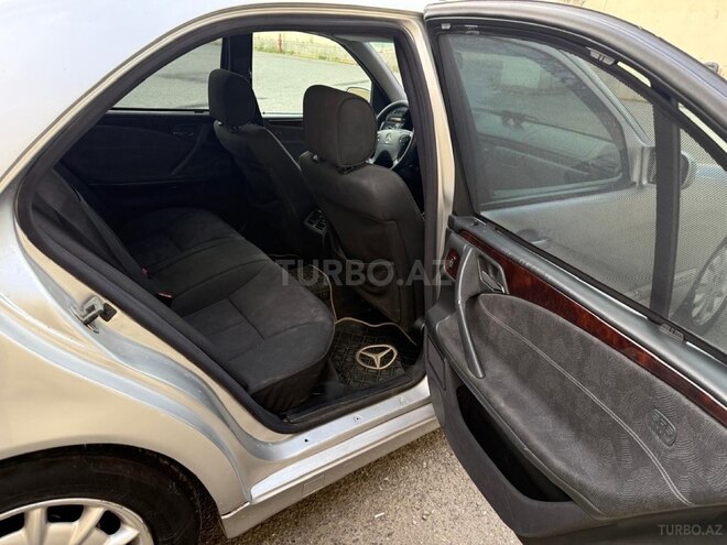 Mercedes E 220 d 2000, 385,000 km - 2.2 l - Bakı