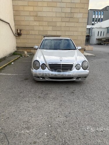 Mercedes E 220 d 2000, 385,000 km - 2.2 l - Bakı