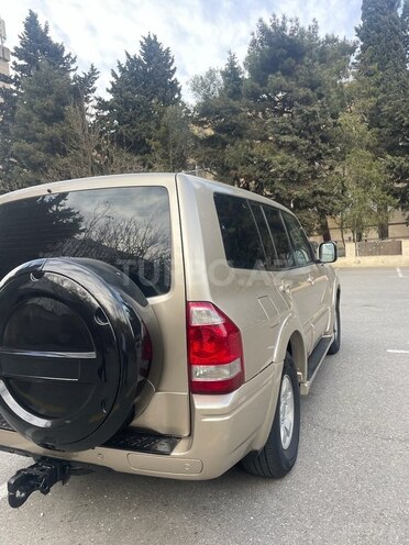 Mitsubishi Pajero 2004, 470,000 km - 2.8 l - Bakı