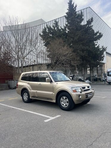 Mitsubishi Pajero 2004, 470,000 km - 2.8 l - Bakı