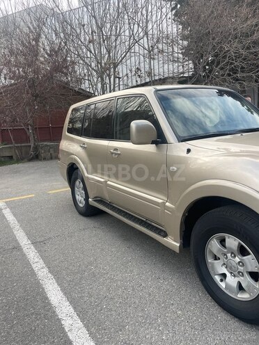 Mitsubishi Pajero 2004, 470,000 km - 2.8 l - Bakı