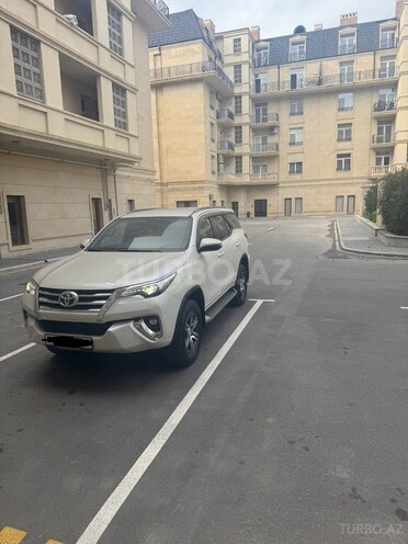 Toyota Fortuner 2019, 77,000 km - 2.7 l - Bakı