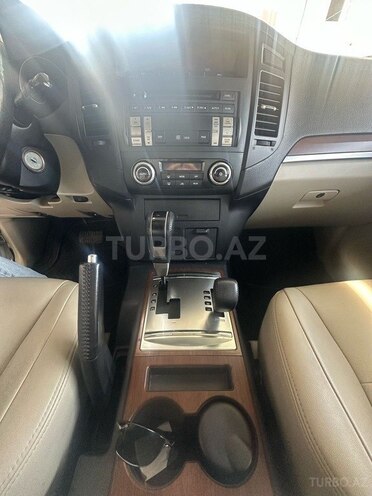 Mitsubishi Pajero 2008, 223,000 km - 3.0 l - Beyləqan