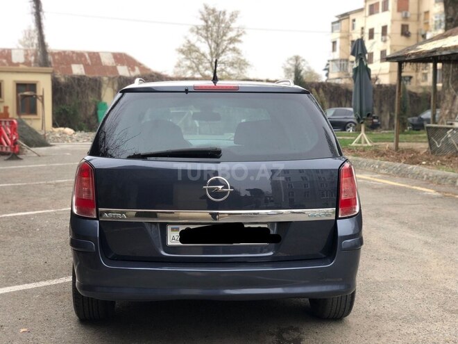 Opel Astra 2010, 230,990 km - 1.4 l - Gəncə