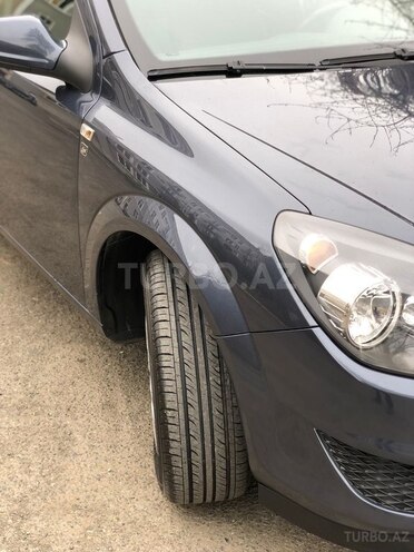 Opel Astra 2010, 230,990 km - 1.4 l - Gəncə