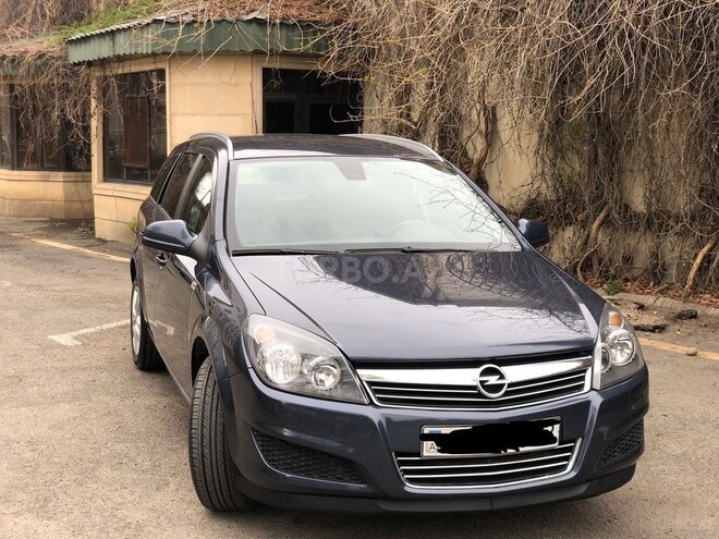 Opel Astra 2010, 230,990 km - 1.4 l - Gəncə