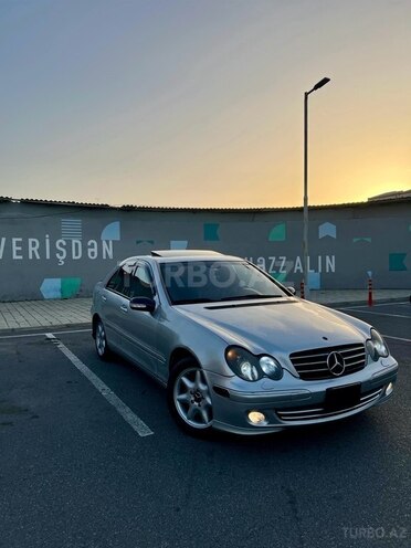 Mercedes C 240 2002, 258,000 km - 2.4 l - Xırdalan