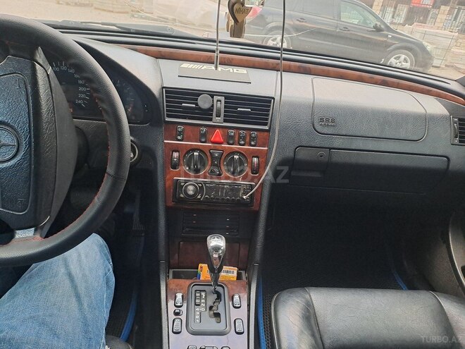 Mercedes C 200 1997, 423,438 km - 2.0 л - Ağdaş