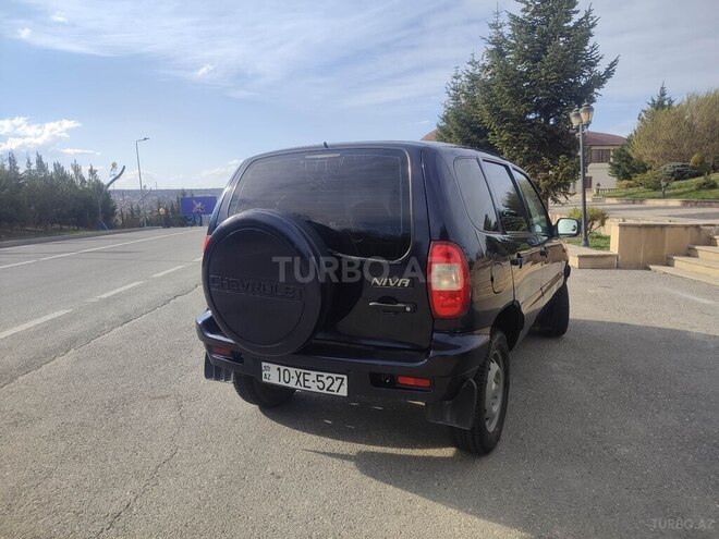 Chevrolet Niva 2005, 109,758 km - 1.7 l - Qusar