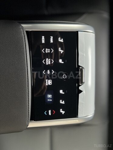 Toyota Camry-15