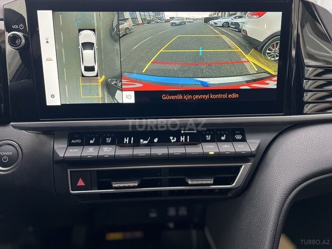 Toyota Camry-14