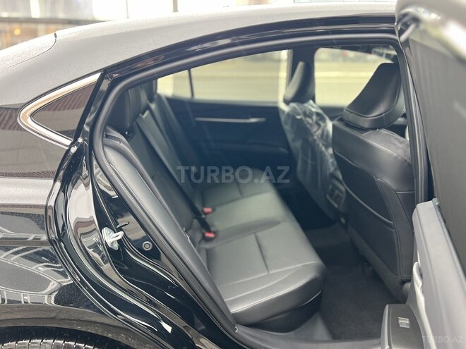 Toyota Camry-10