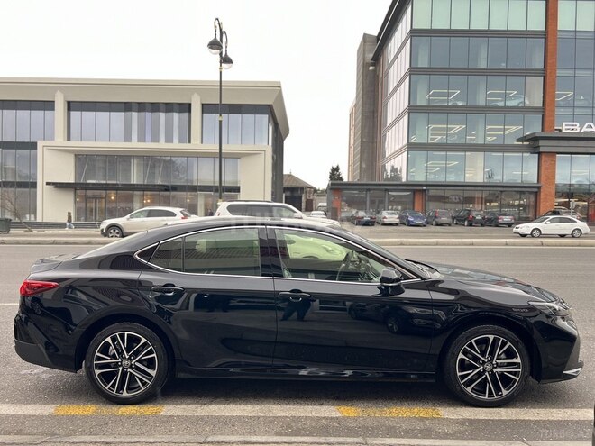 Toyota Camry-4
