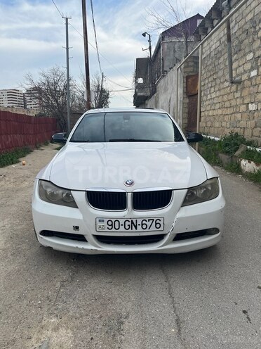 BMW 320-3